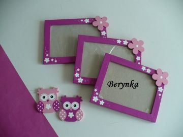 Dřevěný fotorámeček s kytičkou