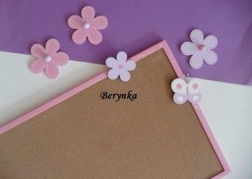 Nástěnka s kytičkou