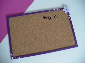 Nástěnka s kytičkou