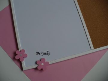 Nástěnka s kytičkou