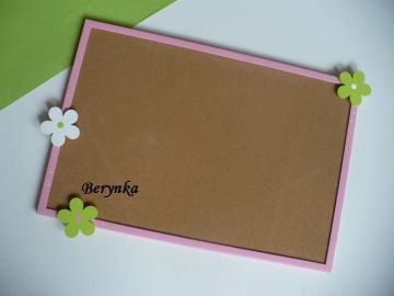 Nástěnka s kytičkou