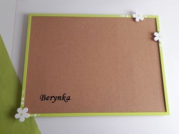 Nástěnka s kytičkou