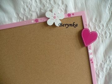 Nástěnka s kytičkou