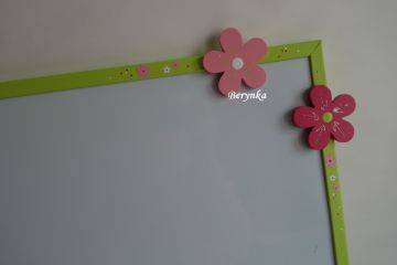 Nástěnka s kytičkou