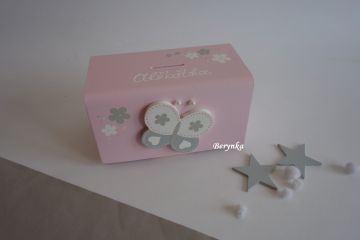 Dřevěná pokladnička pro děti