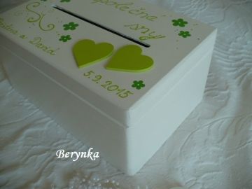 Svatební bedýnka se srdíčky a levandulí