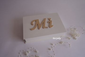 Svatební krabička s monogramem