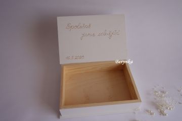 Svatební krabička s monogramem