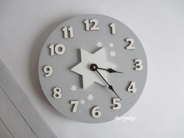 Hodiny s hvězdičkou - kulaté/čtvercové