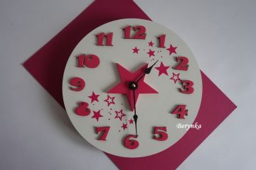 Hodiny s hvězdičkou - kulaté/čtvercové