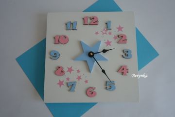 Hodiny s hvězdičkou - kulaté/čtvercové