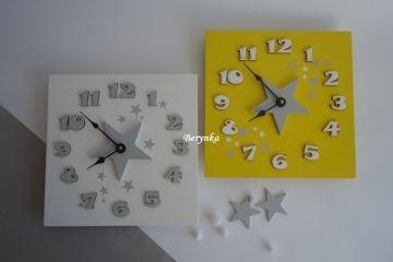 Hodiny s hvězdičkou - kulaté/čtvercové