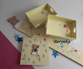 Dřevěné dekorace s medvídkem