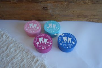 Krabička na první zoubky a vlásky