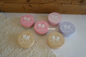 Krabička na první zoubky a vlásky