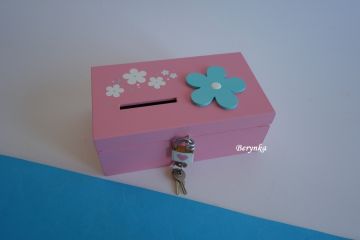 Dřevěná pokladnička