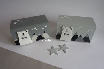 Dřevěná pokladnička s medvědem a horami