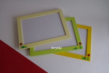 Dřevěné dekorace - zeleno-žluté se zvířátky