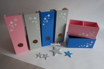 Dřevěné dekorace s hvězdičkami