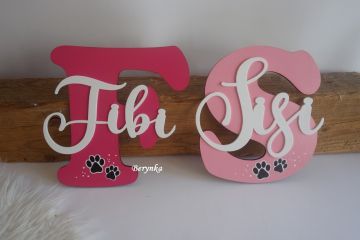 Dřevěné písmeno s ťapkami