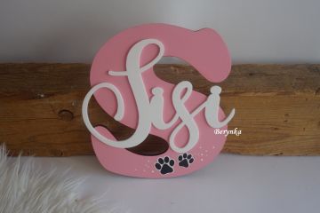 Dřevěné písmeno s ťapkami