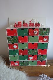 Adventní kalendář bílo-červený s mašinkou