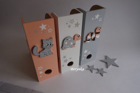 Dřevěný šanon se zvířátky