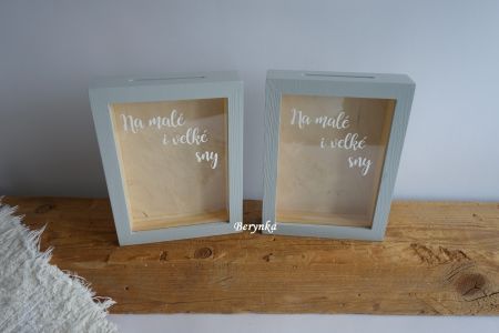 Pokladnička s nápisem