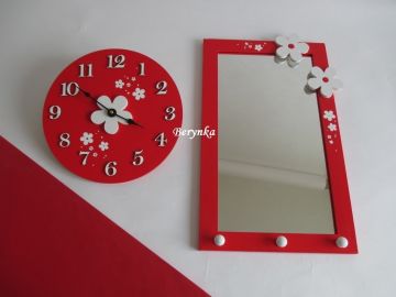 Hodiny s kytičkou - kulaté/čtvercové