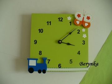 Hodiny s dopravními prostředky