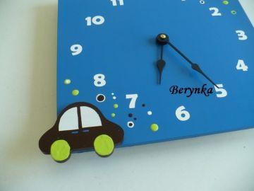 Hodiny s dopravními prostředky