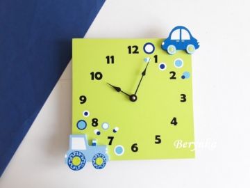 Hodiny s dopravními prostředky