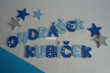 Dřevěná písmenka "s námořnickými obrázky"