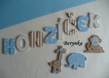 Dřevěná písmenka "proužky a puntíky"