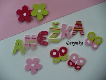 Dřevěná písmenka "proužky a puntíky"