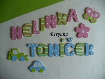 Dřevěná písmenka "proužky a puntíky"