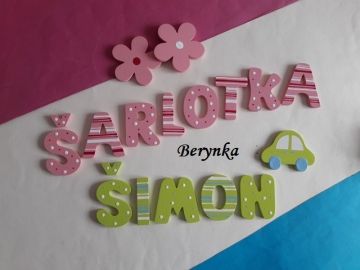 Dřevěná písmenka "proužky a puntíky"