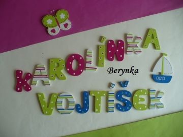 Dřevěná písmenka "proužky a puntíky"