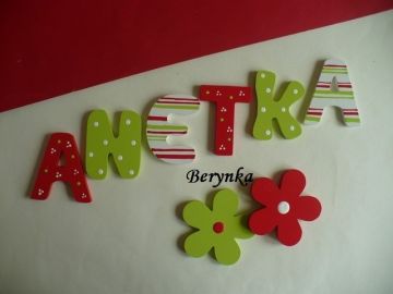 Dřevěná písmenka "proužky a puntíky"