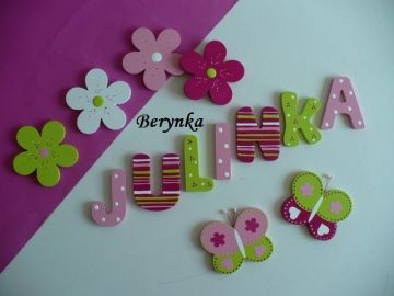 Dřevěná písmenka "proužky a puntíky"