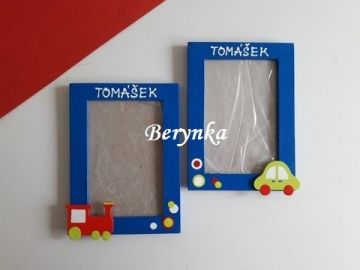 Dřevěný fotorámeček s dopravními prostředky