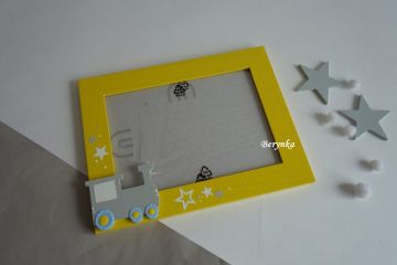 Dřevěný fotorámeček s dopravními prostředky