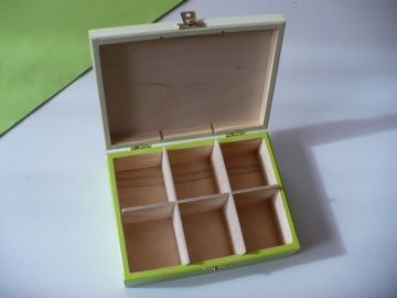 Krabička s vnitřními přihrádkami - s dinosaurem