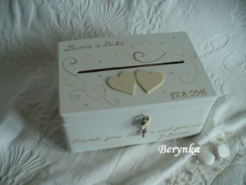 Svatební bedýnka se srdíčky a spirálkami