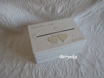 Svatební bedýnka se srdíčky a spirálkami