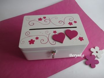 Svatební bedýnka se srdíčky a spirálkami
