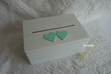 Svatební bedýnka se srdíčky a spirálkami