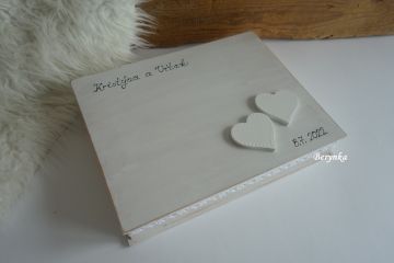 Svatební krabička patinovaná s krajkou