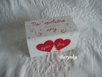 Svatební pokladnička se srdíčky a spirálkami