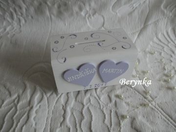 Svatební pokladnička se srdíčky a spirálkami